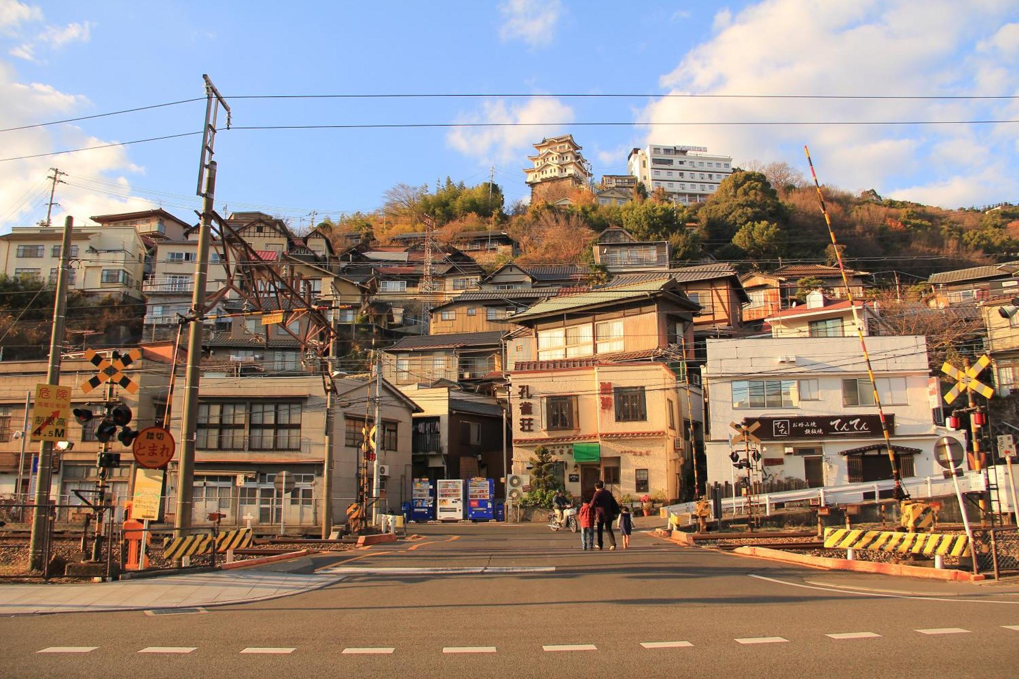 Hous-agalonomichi Onomichi